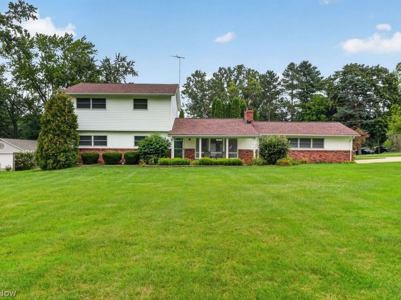 10548 Briar Hill Drive, Kirtland, OH 44094 Photo 1