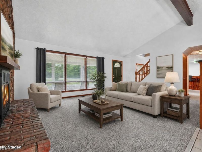 10548 Briar Hill Drive, Kirtland, OH 44094 Photo 5