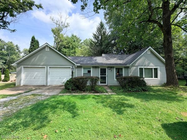 7917 Vesta Avenue , Northfield, OH 44067