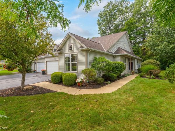 2232 Langford Lane , Avon, OH 44011