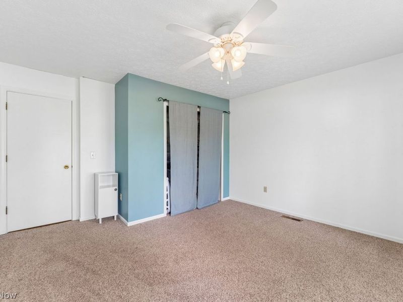 7199 Murray Ridge Road, Elyria, OH 44035 Photo 11