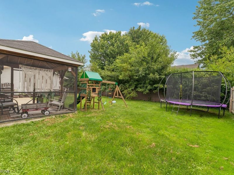7199 Murray Ridge Road, Elyria, OH 44035 Photo 17