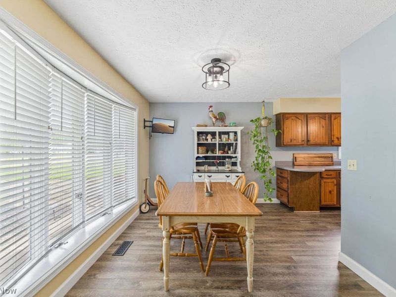 7199 Murray Ridge Road, Elyria, OH 44035 Photo 4