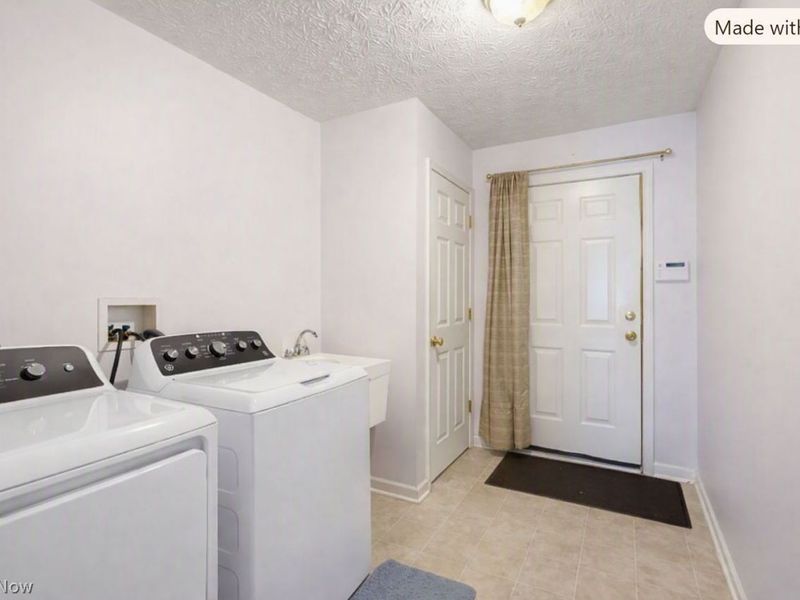 6651 W 130th Street, Parma Heights, OH 44130 Photo 15