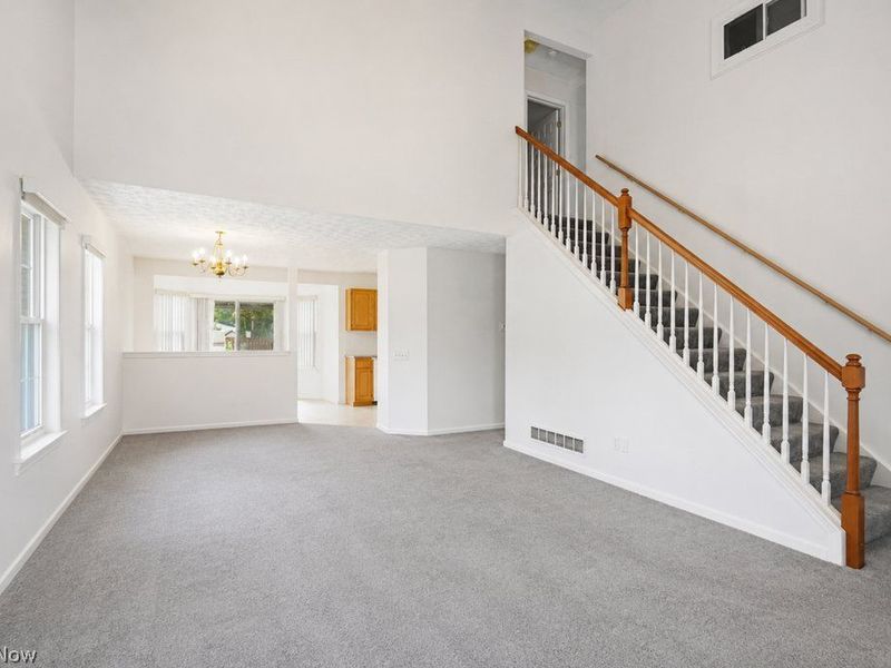 6651 W 130th Street, Parma Heights, OH 44130 Photo 4