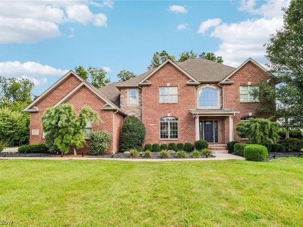 6781 Kyle Ridge Pointe, Canfield, OH 44406