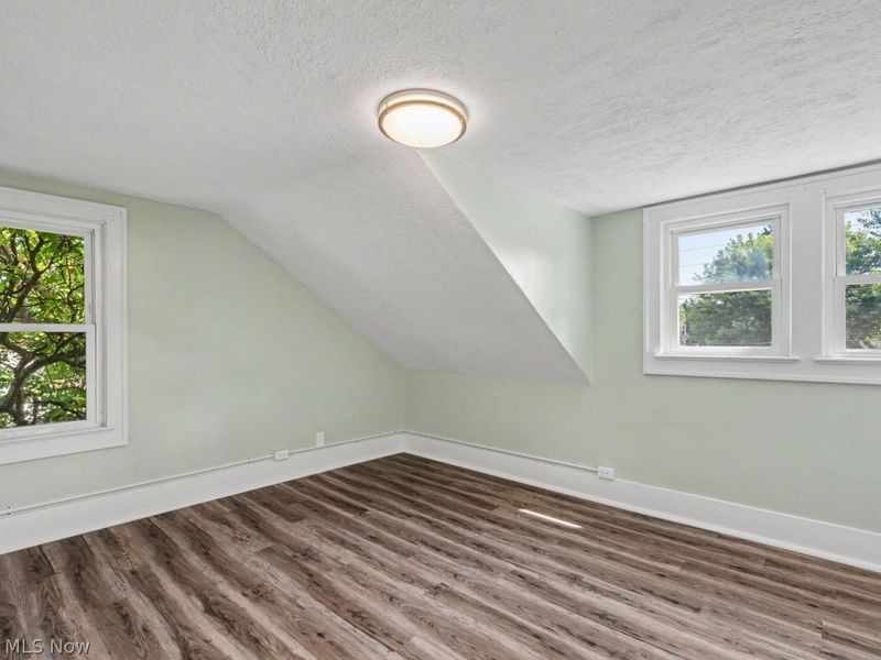 260 S Cleveland Avenue , Mogadore, OH 44260 Photo 15