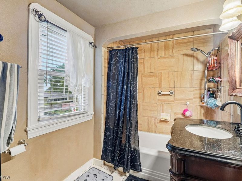 696 12th Street, Campbell, OH 44405 Photo 17