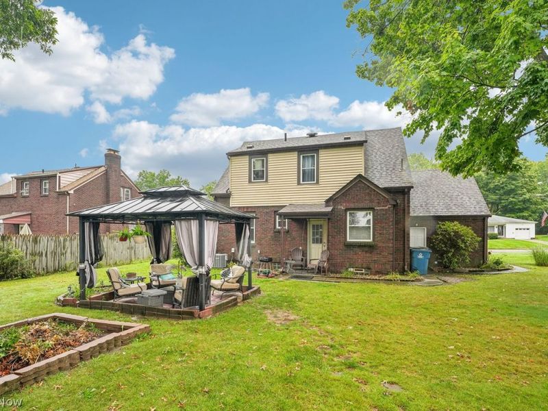 696 12th Street, Campbell, OH 44405 Photo 5