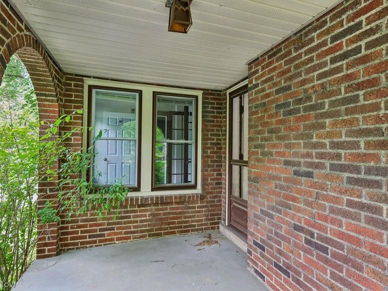 2030 E 228th Street, Euclid, OH 44117 Photo 4