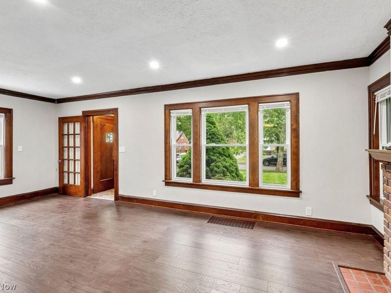 2030 E 228th Street, Euclid, OH 44117 Photo 8