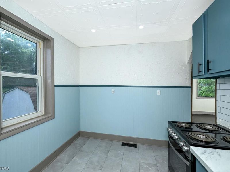 2487 Delaware Avenue, Akron, OH 44312 Photo 7