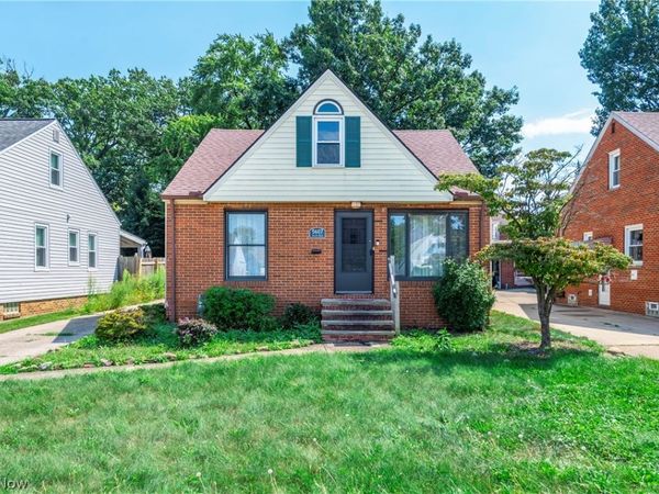 5607 Ackley Road , Parma, OH 44129