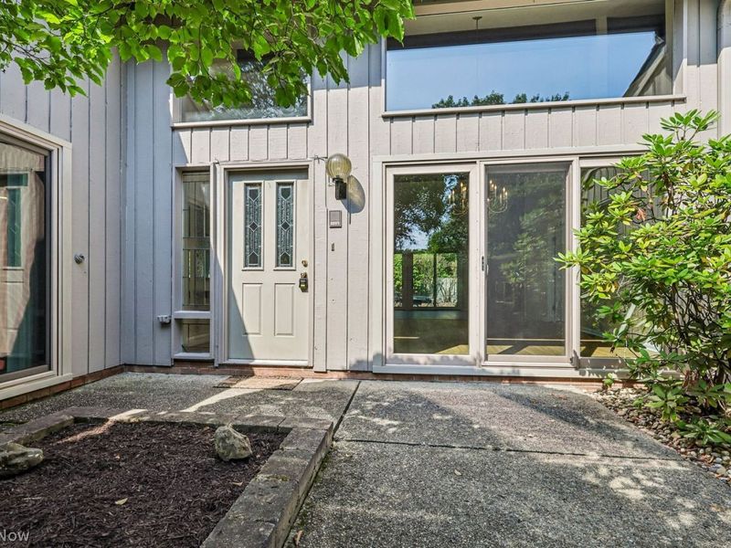 515-3 Concord Downs Circle, Aurora, OH 44202 Photo 6
