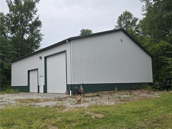 16580 and 16820 Claridon Troy Rd , Burton, OH 44021