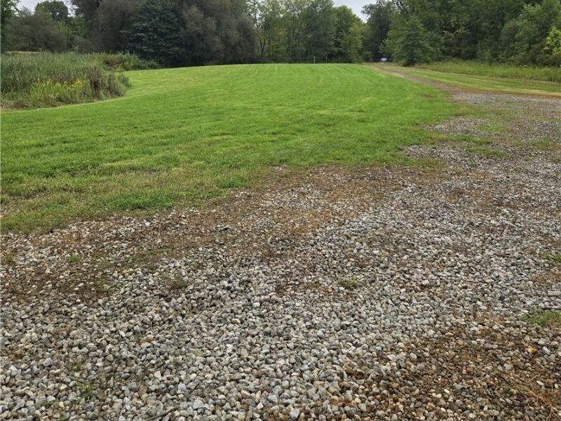 16850 and 16820 Claridon Troy Rd, Burton, OH 44021 Photo 9