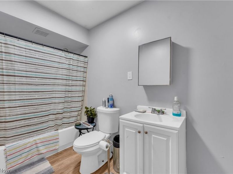 9607 Sophia Avenue, Cleveland, OH 44104 Photo 10