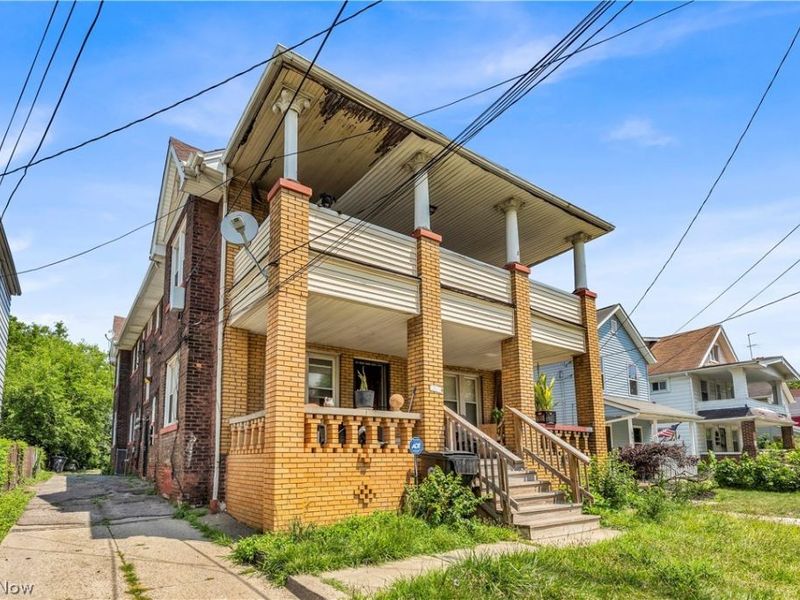9607 Sophia Avenue, Cleveland, OH 44104 Photo 2