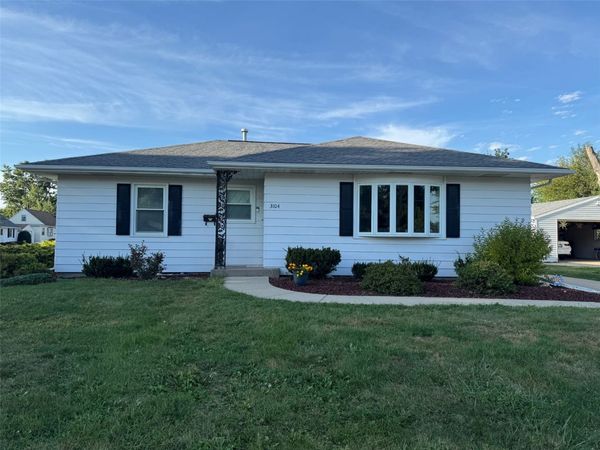 3104 Dalewood Avenue SE, Cedar Rapids, IA 52403