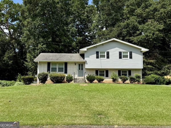 6641 Londonderry Drive, Morrow, GA 30260