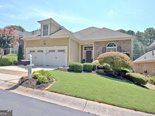 117 Crown Court, Peachtree City, GA 30269