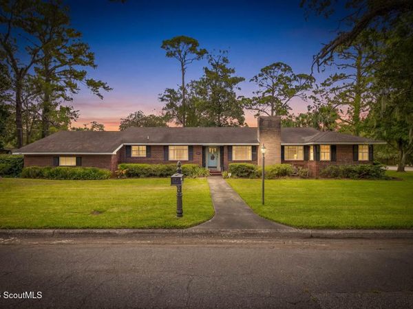 302 Reynolds Street , Brunswick, GA 31520