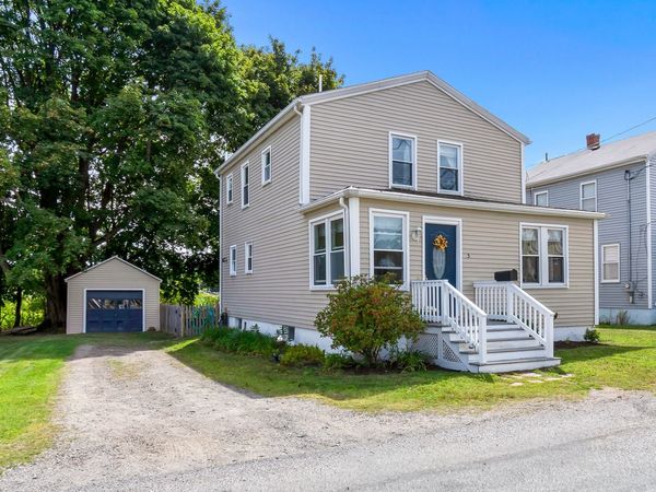 5 Walcott Rd, Danvers, MA 01923