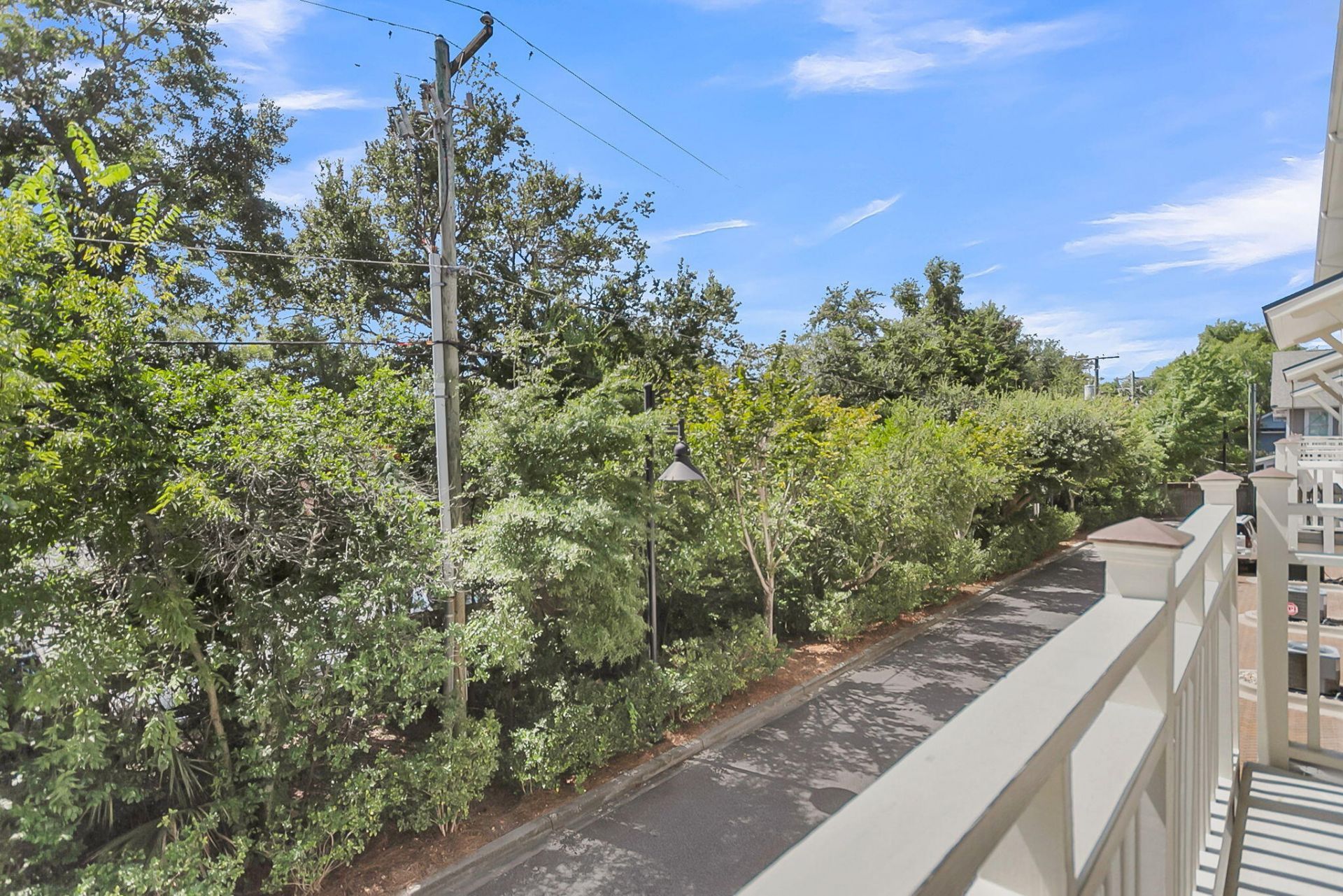 98 Vincent Drive Photo 29