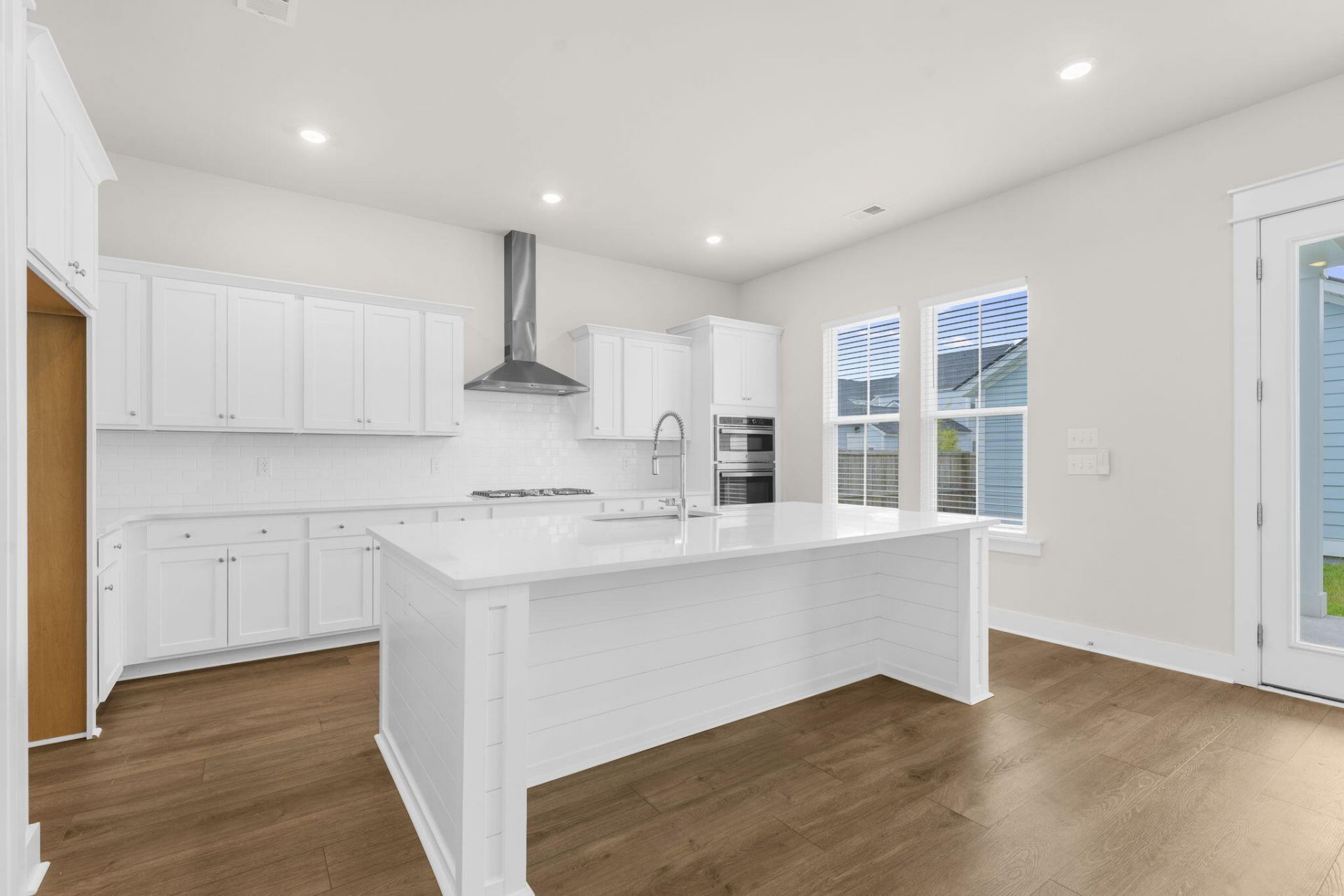 109 Marions Oak Drive Photo 12