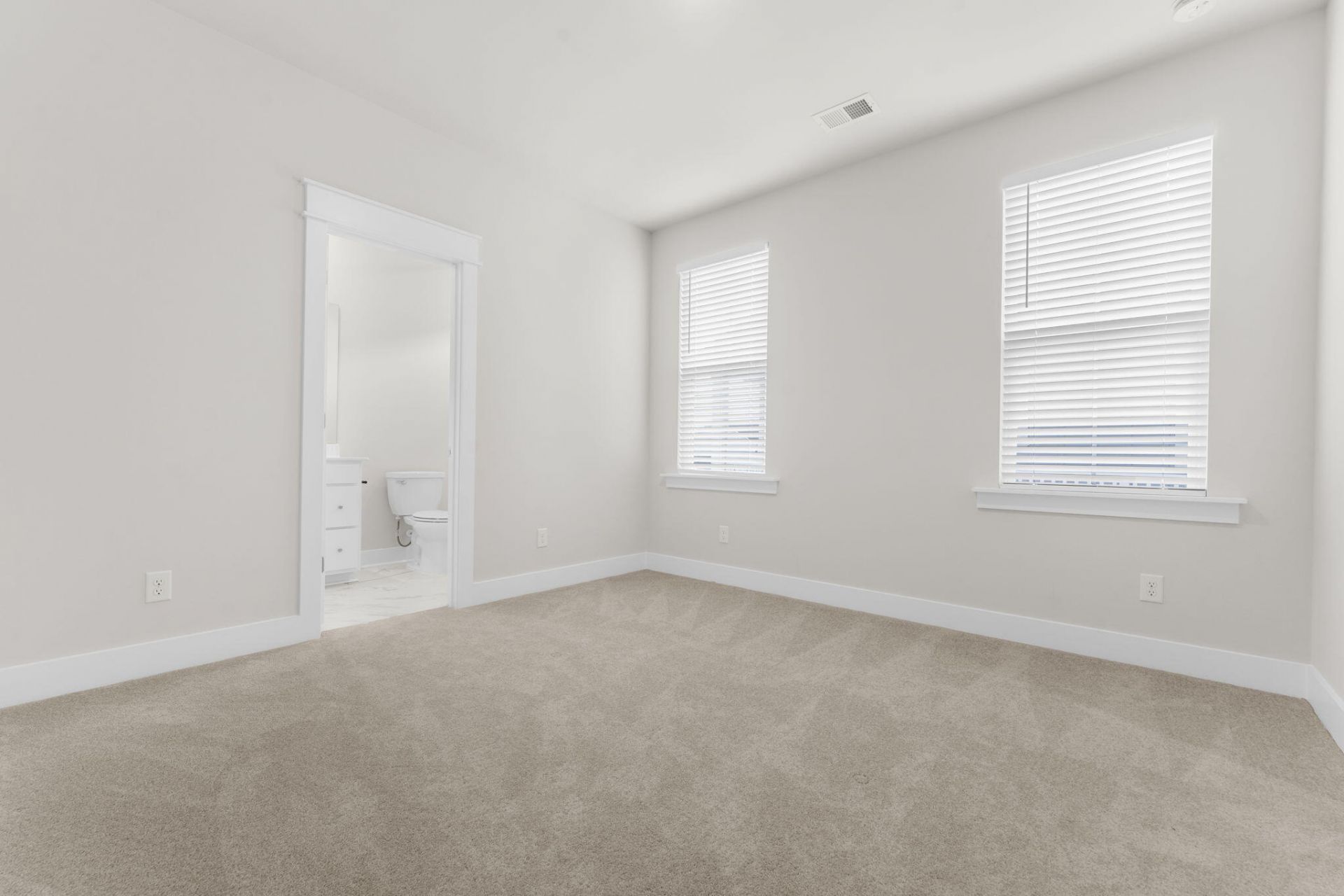 109 Marions Oak Drive Photo 33