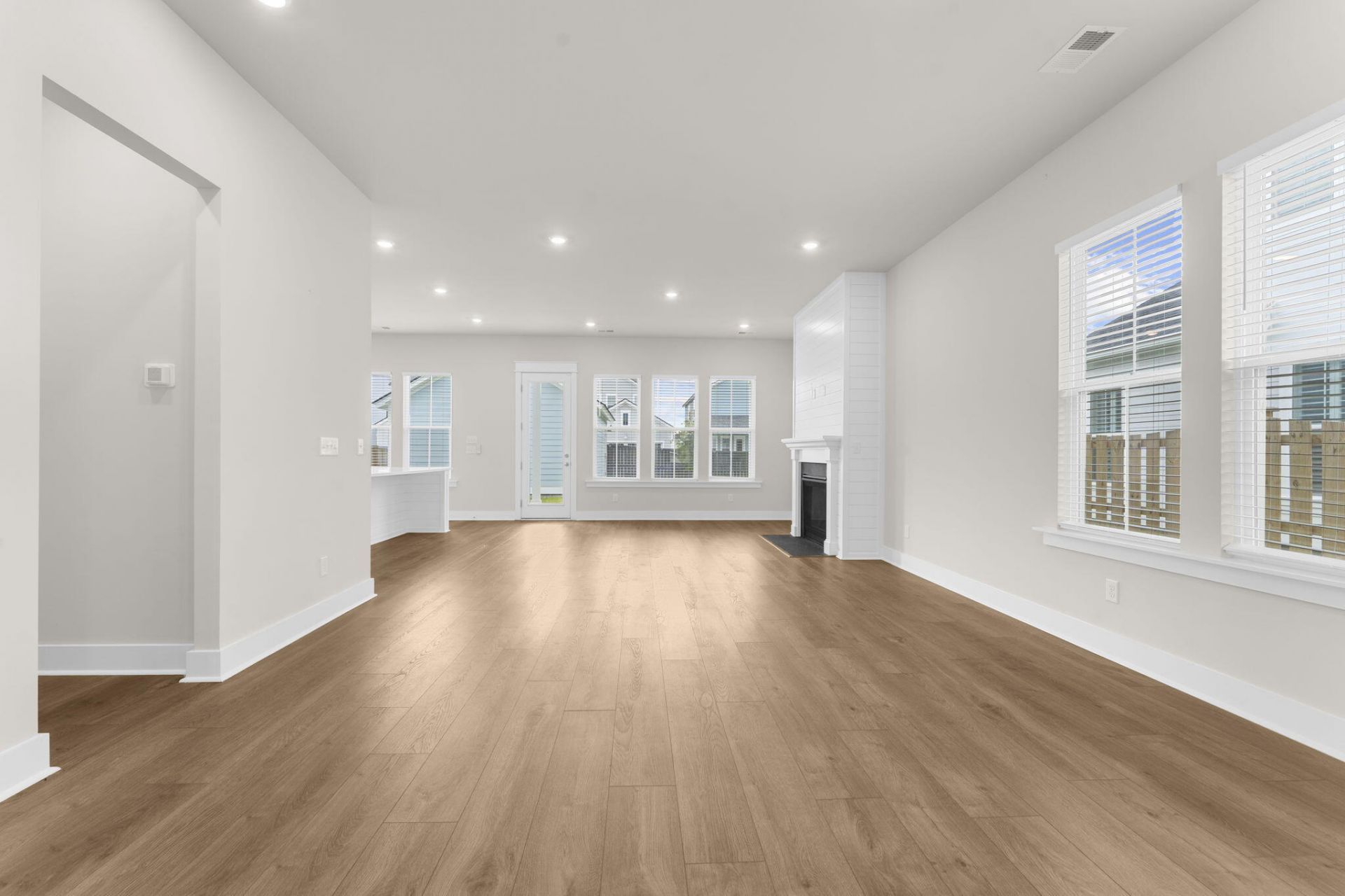 109 Marions Oak Drive Photo 5