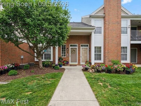 46124 Allenton Drive , Macomb Township, Mi 48044