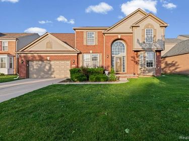 33868 Monterra Lane , Sterling Heights, Mi 48312