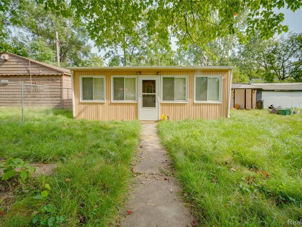 39 Cherrygrove Street , Ecorse, Mi 48229