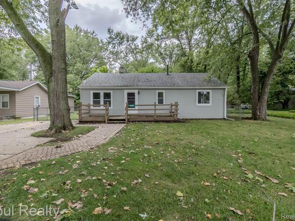 20823 Hugo Street , Farmington Hills, Mi 48336