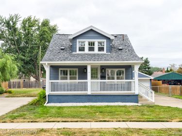 22131 Fresard Street , St Clair Shores, Mi 48080