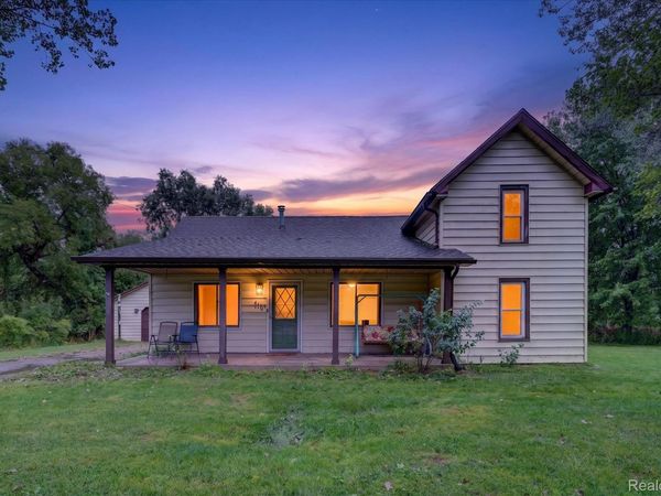416 Thomas Street , Holly Village, Mi 48442