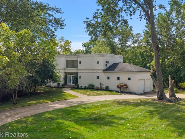 4845 Bryn Mawr Drive , Bloomfield Township, Mi 48301