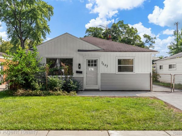 5643 Clippert Street , Dearborn Heights, Mi 48125