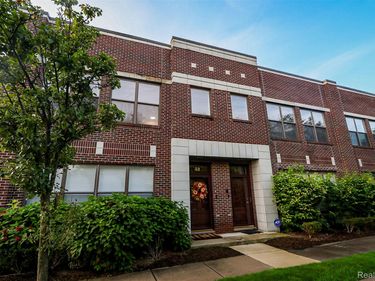 52 W Bethune Street , Detroit, Mi 48202