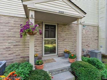 3088 High Pointe Ridge Road, Orion Township, Mi 48359