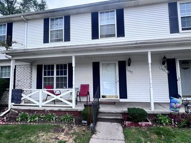21663 Hidden Rivers Drive N, Southfield, Mi 48075