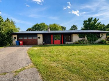 1486 Russ Roy Court , White Lake Township, Mi 48383