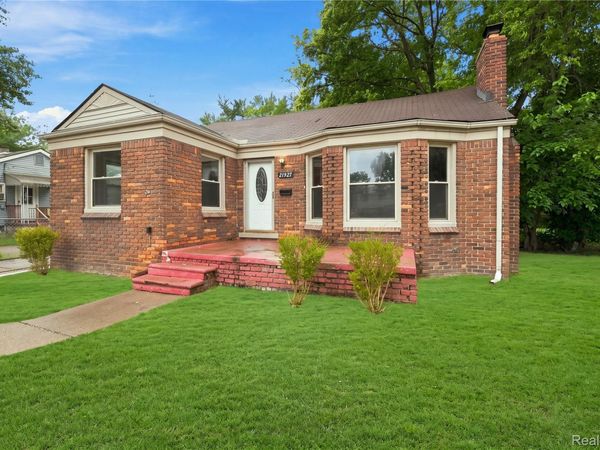 21927 Curie Avenue , Warren, Mi 48091