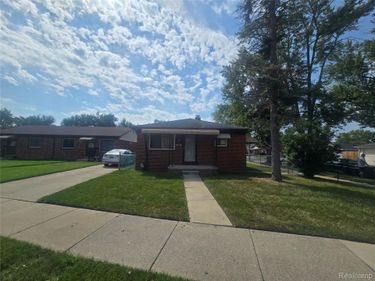 1947 Goddard Street , Wyandotte, Mi 48192