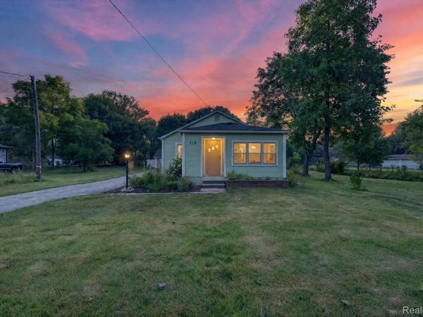 915 Olive Street, Oxford Township, Mi 48371