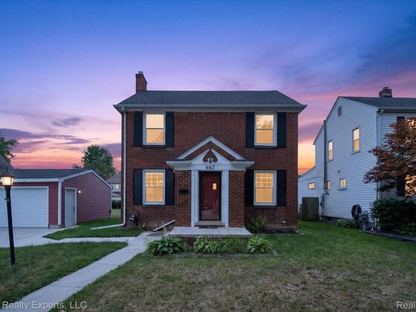 667 North Drive , Wyandotte, Mi 48192