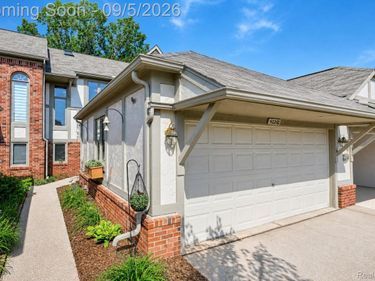 42262 Saratoga Circle , Canton Township, Mi 48187