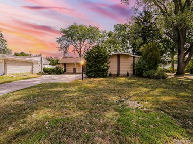 21520 Concord Court , Southfield, Mi 48076