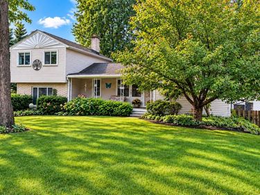 3262 Rockhaven Avenue , Rochester Hills, Mi 48309